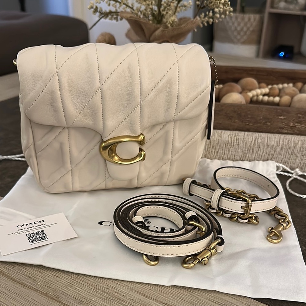 Coach time square tabby 17  quilted (  Authentic )